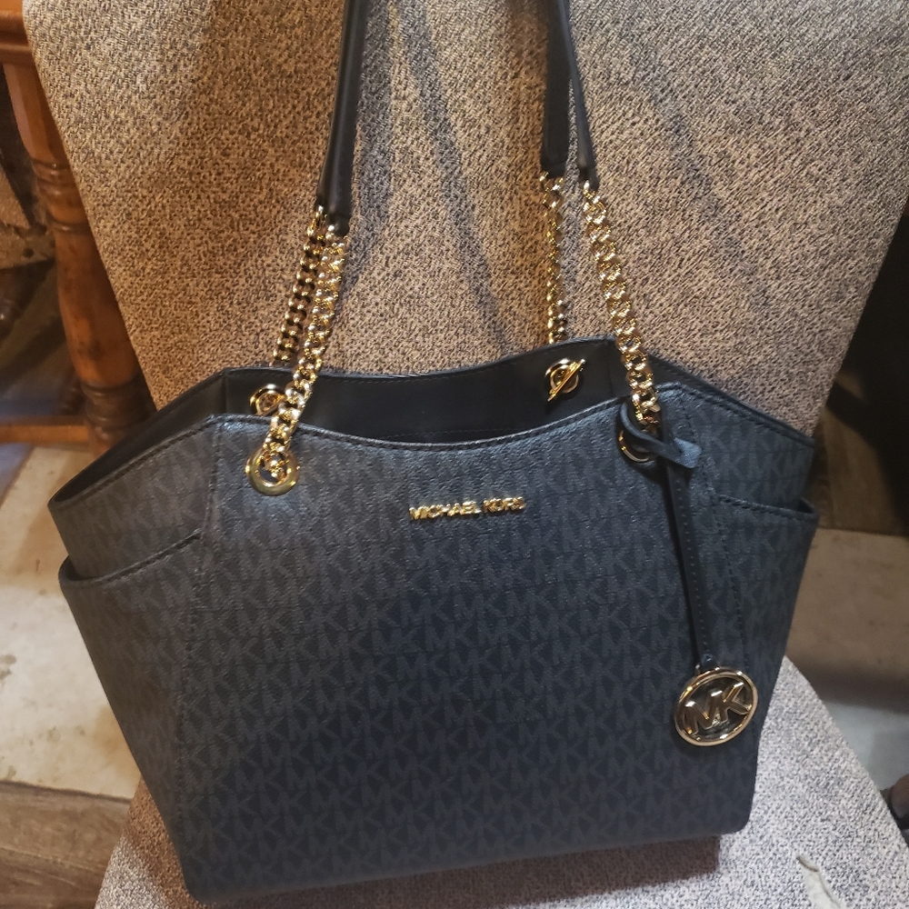 Michael Kors Jet Set Large Logo Bag